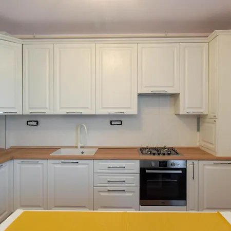 Spacious 3-room - Long-term