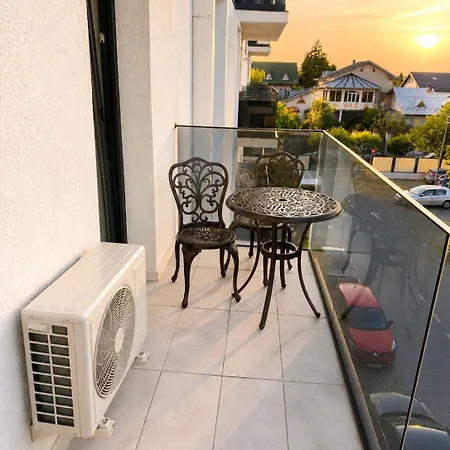 Digital Nomad 2br - Long-term *