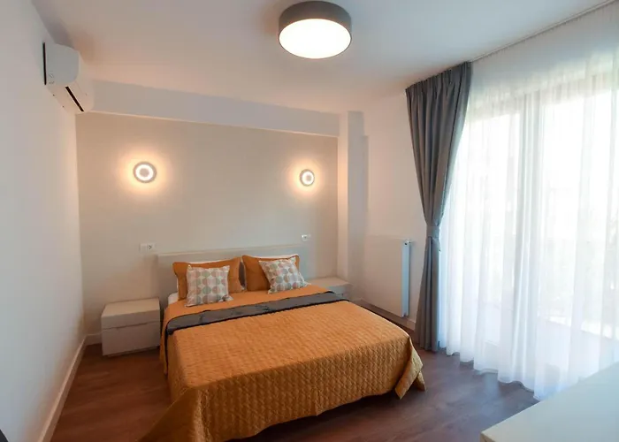 Spacious 3-room - Long-term * Bucharest