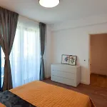 Spacious 3-room - Long-term 公寓